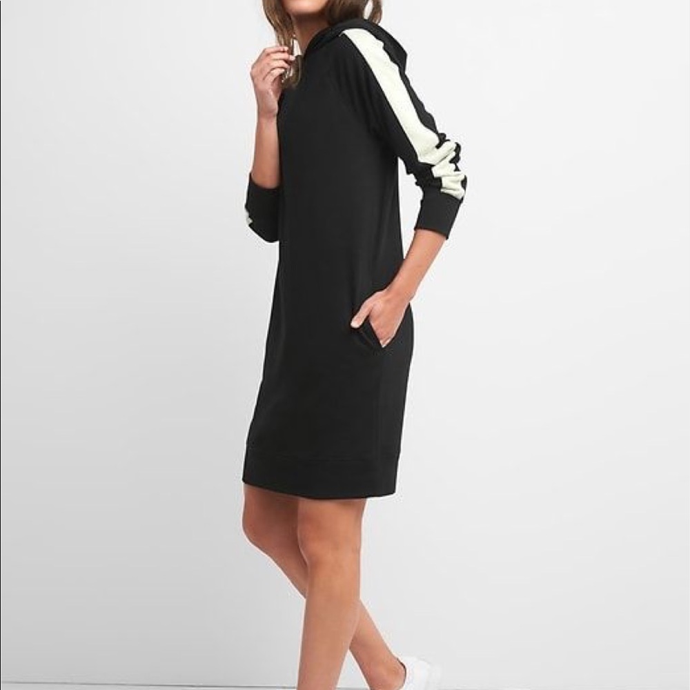 NWOT Gap Long Sleeve French Terry Dress